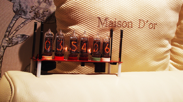 nixie001.jpg